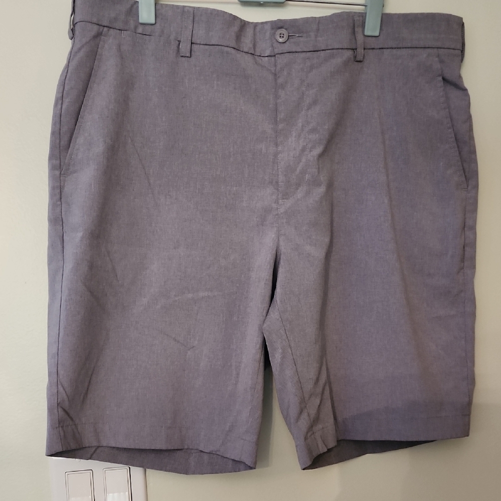 Grand Slam Men's Gray Golf Shorts 🛍